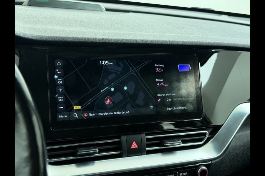 Kia e-Niro EV 64kWh SOH 100% W-pomp Adaptive-Cruise Camera Apple Carplay Android Auto Navi Ecc DynamicLine Stoel-Stuurverwarming Pdc Lane Assist VESS DAB Led Isofix Keyless € 45.000 nieuw Origineel Nederlandse Auto