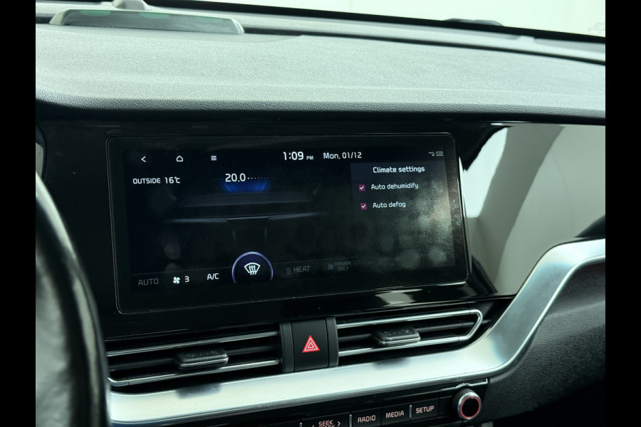 Kia e-Niro EV 64kWh SOH 100% W-pomp Adaptive-Cruise Camera Apple Carplay Android Auto Navi Ecc DynamicLine Stoel-Stuurverwarming Pdc Lane Assist VESS DAB Led Isofix Keyless € 45.000 nieuw Origineel Nederlandse Auto