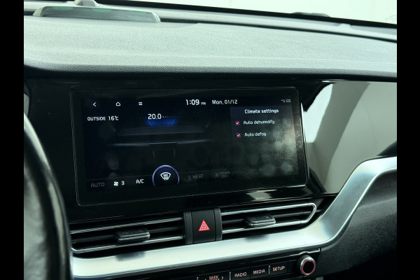 Kia e-Niro EV 64kWh SOH 100% W-pomp Adaptive-Cruise Camera Apple Carplay Android Auto Navi Ecc DynamicLine Stoel-Stuurverwarming Pdc Lane Assist VESS DAB Led Isofix Keyless € 45.000 nieuw Origineel Nederlandse Auto