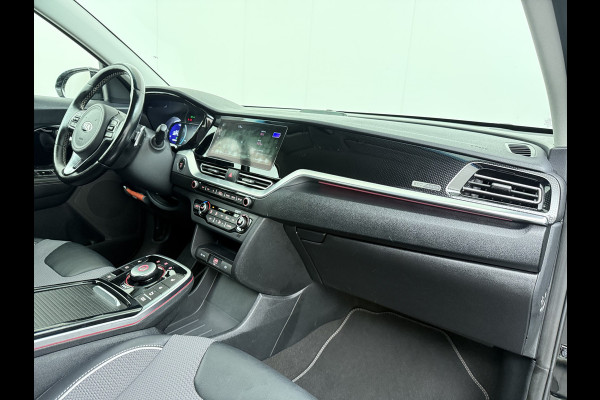 Kia e-Niro EV 64kWh SOH 100% W-pomp Adaptive-Cruise Camera Apple Carplay Android Auto Navi Ecc DynamicLine Stoel-Stuurverwarming Pdc Lane Assist VESS DAB Led Isofix Keyless € 45.000 nieuw Origineel Nederlandse Auto