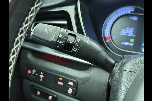 Kia e-Niro EV 64kWh SOH 100% W-pomp Adaptive-Cruise Camera Apple Carplay Android Auto Navi Ecc DynamicLine Stoel-Stuurverwarming Pdc Lane Assist VESS DAB Led Isofix Keyless € 45.000 nieuw Origineel Nederlandse Auto