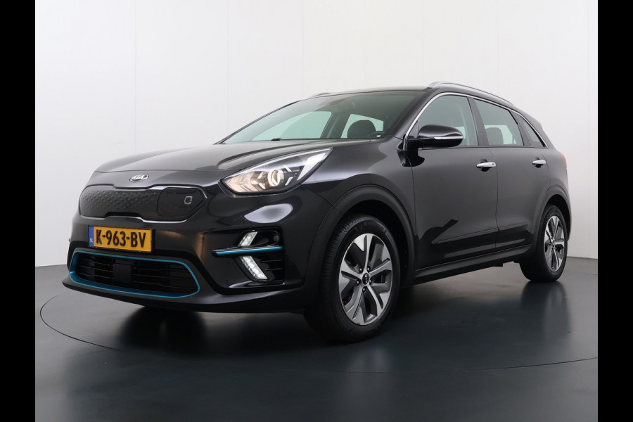Kia e-Niro EV 64kWh SOH 100% W-pomp Adaptive-Cruise Camera Apple Carplay Android Auto Navi Ecc DynamicLine Stoel-Stuurverwarming Pdc Lane Assist VESS DAB Led Isofix Keyless € 45.000 nieuw Origineel Nederlandse Auto