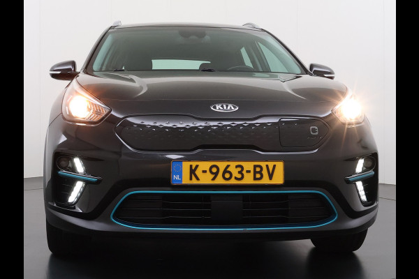Kia e-Niro EV 64kWh SOH 100% W-pomp Adaptive-Cruise Camera Apple Carplay Android Auto Navi Ecc DynamicLine Stoel-Stuurverwarming Pdc Lane Assist VESS DAB Led Isofix Keyless € 45.000 nieuw Origineel Nederlandse Auto