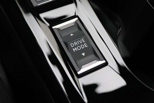 Peugeot 2008 1.2 Hybrid 136 Allure Virtual Cockpit, Camera, ACC, Apple Carplay, LED, Rijstrooksensor, 17''