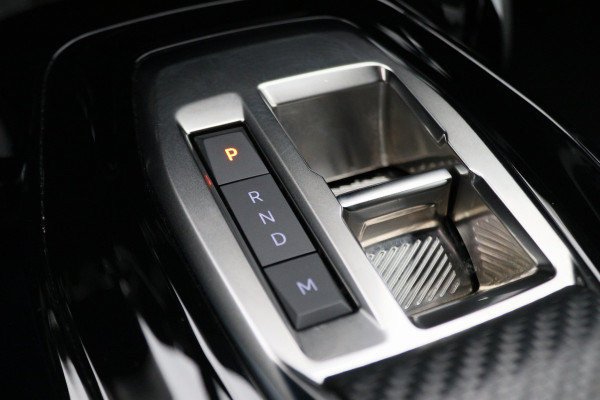 Peugeot 2008 1.2 Hybrid 136 Allure Virtual Cockpit, Camera, ACC, Apple Carplay, LED, Rijstrooksensor, 17''