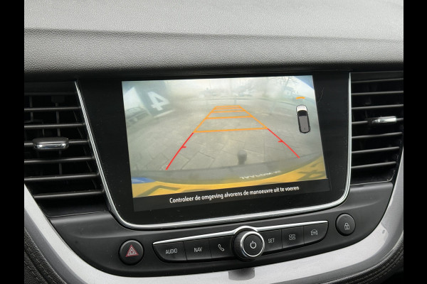 Opel Grandland X BWJ 2019 | 1.2T 131PK Bus. Executive | TREKHAAK | PANO DAK | CLIMA | NAVI | 18'' LMV | CARPLAY | SPORTSTOELEN | PDC 2X
