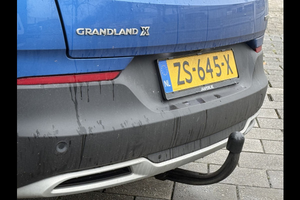 Opel Grandland X BWJ 2019 | 1.2T 131PK Bus. Executive | TREKHAAK | PANO DAK | CLIMA | NAVI | 18'' LMV | CARPLAY | SPORTSTOELEN | PDC 2X