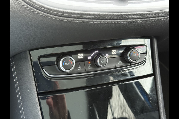 Opel Grandland X BWJ 2019 | 1.2T 131PK Bus. Executive | TREKHAAK | PANO DAK | CLIMA | NAVI | 18'' LMV | CARPLAY | SPORTSTOELEN | PDC 2X