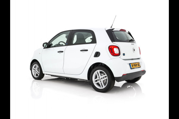Smart Forfour EQ Essential 18 kWh [ 3-Fase ] (INCL-BTW) Aut. *FULL-LEATHER | AIRCO | CRUISE | DAB+ | COMFORT-SEATS | 15''ALU*