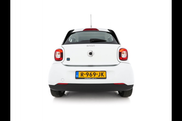 Smart Forfour EQ Essential 18 kWh [ 3-Fase ] (INCL-BTW) Aut. *FULL-LEATHER | AIRCO | CRUISE | DAB+ | COMFORT-SEATS | 15''ALU*