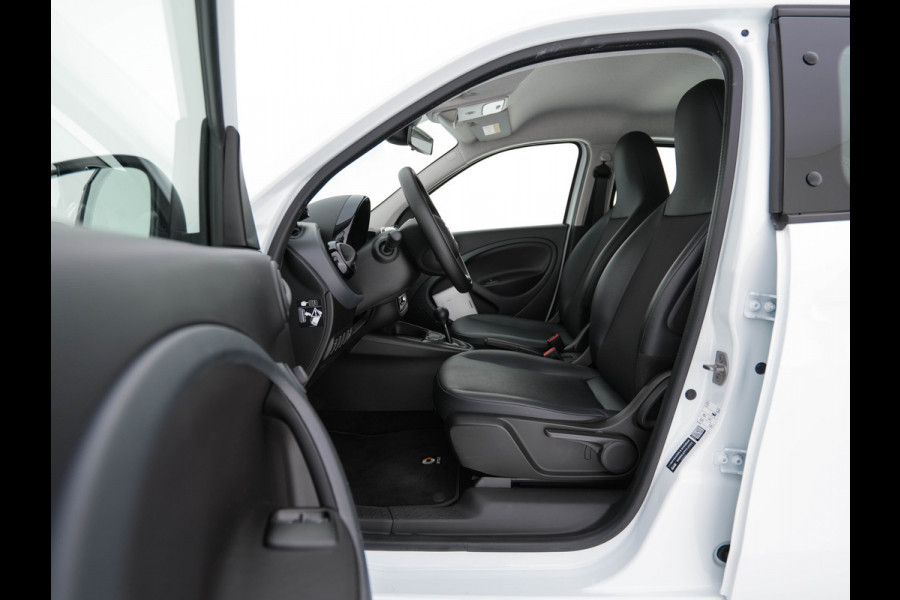 Smart Forfour EQ Essential 18 kWh [ 3-Fase ] (INCL-BTW) Aut. *FULL-LEATHER | AIRCO | CRUISE | DAB+ | COMFORT-SEATS | 15''ALU*