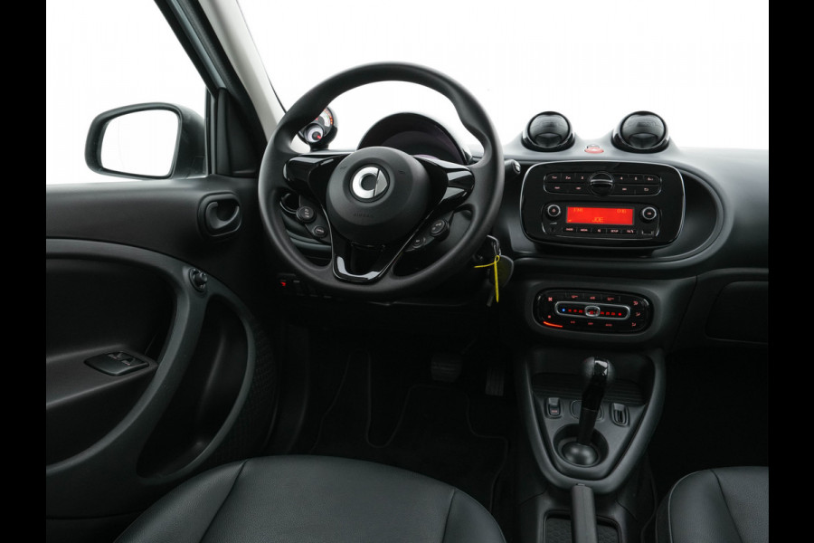 Smart Forfour EQ Essential 18 kWh [ 3-Fase ] (INCL-BTW) Aut. *FULL-LEATHER | AIRCO | CRUISE | DAB+ | COMFORT-SEATS | 15''ALU*