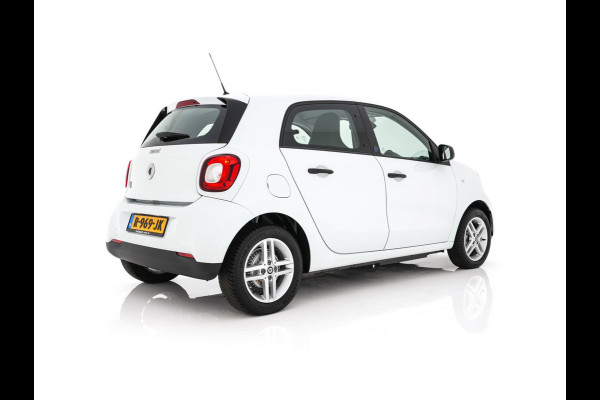 Smart Forfour EQ Essential 18 kWh [ 3-Fase ] (INCL-BTW) Aut. *FULL-LEATHER | AIRCO | CRUISE | DAB+ | COMFORT-SEATS | 15''ALU*