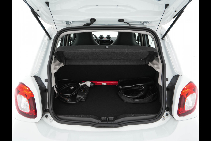 Smart Forfour EQ Essential 18 kWh [ 3-Fase ] (INCL-BTW) Aut. *FULL-LEATHER | AIRCO | CRUISE | DAB+ | COMFORT-SEATS | 15''ALU*