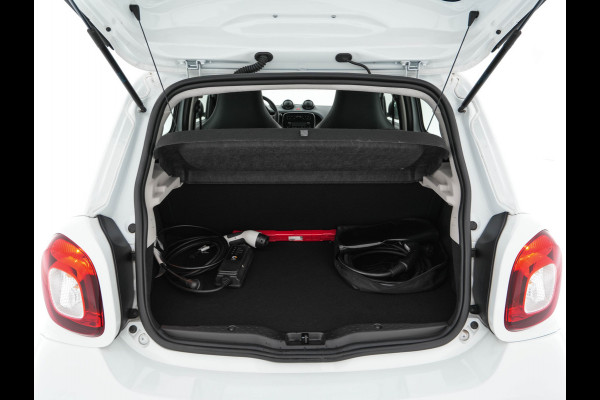 Smart Forfour EQ Essential 18 kWh [ 3-Fase ] (INCL-BTW) Aut. *FULL-LEATHER | AIRCO | CRUISE | DAB+ | COMFORT-SEATS | 15''ALU*