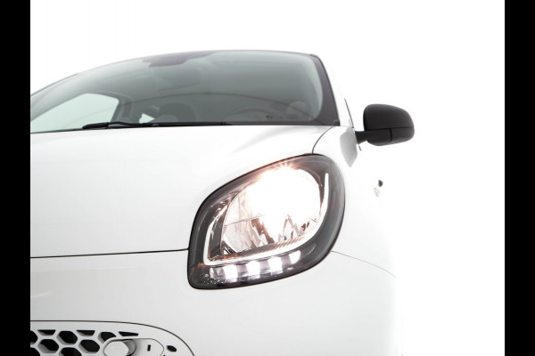 Smart Forfour EQ Essential 18 kWh [ 3-Fase ] (INCL-BTW) Aut. *FULL-LEATHER | AIRCO | CRUISE | DAB+ | COMFORT-SEATS | 15''ALU*