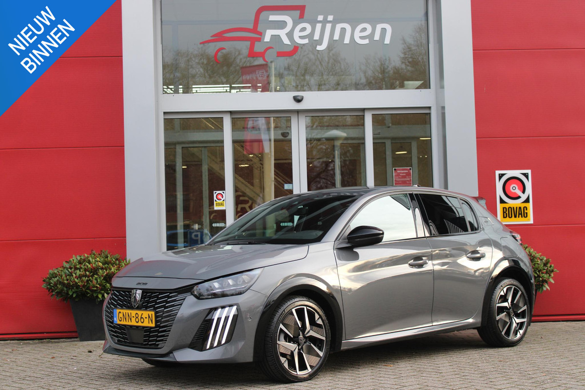 Peugeot 208 Hybrid 145PK e-DCS6 GT PACK | ELEKTRISCH VERSTELBARE BESTUURDERSSTOEL MET MASSAGE FUNCTIE | CAMERA VOOR + ACHTER | ALCANTARA BEKLEDING | DODEHOEK DETECTIE | ADAPTIVE CRUISE CONTROL | NAVIGATIE | DRAADLOZE APPLE CARPLAY/ANDROID AURO | PANORAMA DAK | ZWART DAK | FULL LED KOPLAMPEN | DRAADLOZE TELEFOONLADER | STOEL VERWARMING | LICHTMETALEN VELGEN 17" | GETINTE RUITEN |