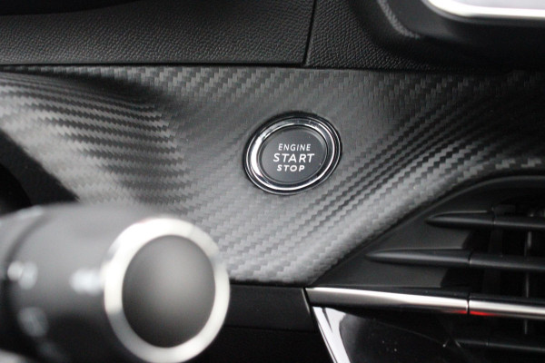 Peugeot 208 Hybrid 145PK e-DCS6 GT PACK | ELEKTRISCH VERSTELBARE BESTUURDERSSTOEL MET MASSAGE FUNCTIE | CAMERA VOOR + ACHTER | ALCANTARA BEKLEDING | DODEHOEK DETECTIE | ADAPTIVE CRUISE CONTROL | NAVIGATIE | DRAADLOZE APPLE CARPLAY/ANDROID AURO | PANORAMA DAK | ZWART DAK | FULL LED KOPLAMPEN | DRAADLOZE TELEFOONLADER | STOEL VERWARMING | LICHTMETALEN VELGEN 17" | GETINTE RUITEN |