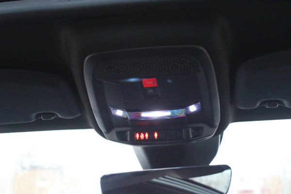 Peugeot 208 Hybrid 145PK e-DCS6 GT PACK | ELEKTRISCH VERSTELBARE BESTUURDERSSTOEL MET MASSAGE FUNCTIE | CAMERA VOOR + ACHTER | ALCANTARA BEKLEDING | DODEHOEK DETECTIE | ADAPTIVE CRUISE CONTROL | NAVIGATIE | DRAADLOZE APPLE CARPLAY/ANDROID AURO | PANORAMA DAK | ZWART DAK | FULL LED KOPLAMPEN | DRAADLOZE TELEFOONLADER | STOEL VERWARMING | LICHTMETALEN VELGEN 17" | GETINTE RUITEN |