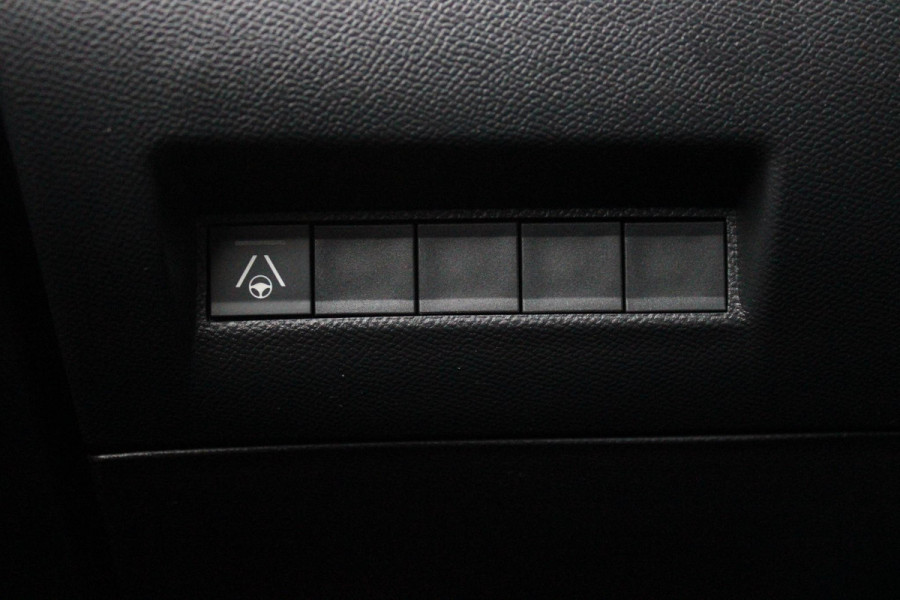 Peugeot 208 Hybrid 145PK e-DCS6 GT PACK | ELEKTRISCH VERSTELBARE BESTUURDERSSTOEL MET MASSAGE FUNCTIE | CAMERA VOOR + ACHTER | ALCANTARA BEKLEDING | DODEHOEK DETECTIE | ADAPTIVE CRUISE CONTROL | NAVIGATIE | DRAADLOZE APPLE CARPLAY/ANDROID AURO | PANORAMA DAK | ZWART DAK | FULL LED KOPLAMPEN | DRAADLOZE TELEFOONLADER | STOEL VERWARMING | LICHTMETALEN VELGEN 17" | GETINTE RUITEN |