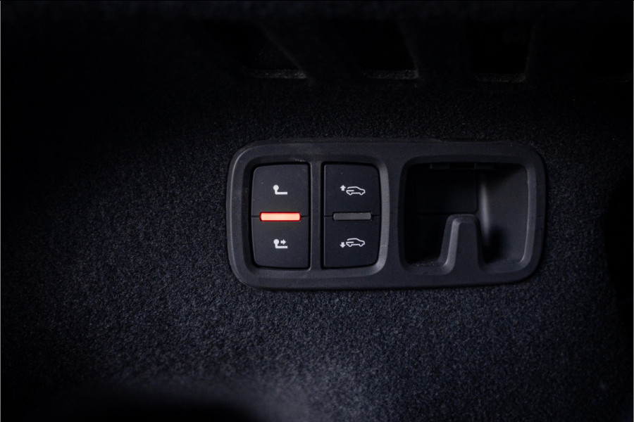 Audi RSQ8 4.0 TFSI quattro Performance - Incl. BTW | Keramisch | Panorama | B&O | Stoelkoeling & Massage | Elek. Trekhaak
