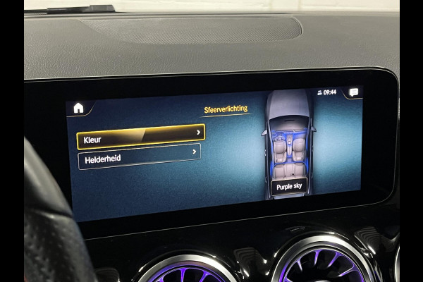 Mercedes-Benz B-Klasse 250 e AMG-Line Plug-in Hybrid | Sfeerverlichting | Camera | Widescreen | Night | Navigatie | Stoelverwarming