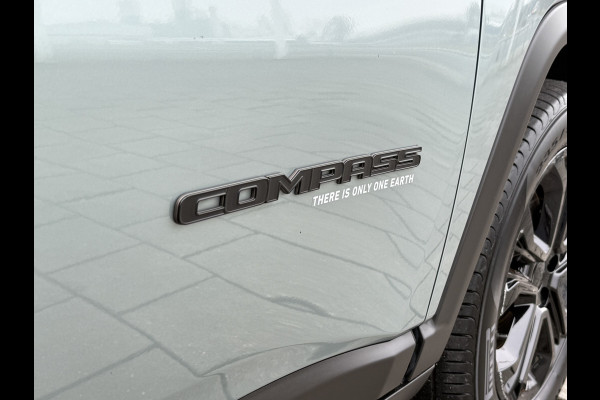 Jeep Compass BWJ 2023 | 4xe 240PK Plug-in Hybrid Electric Upland | LEDER/STOF | CAMERA A | CLIMA | NAVI | PDC |CRUISE | CARPLAY | PRIVACY GLASS |