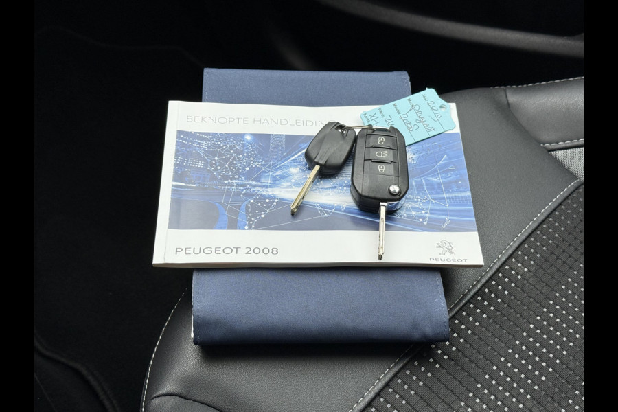 Peugeot 2008 BWJ 2019 | 1.2T 111pk Allure | TREKHAAK | CLIMA | NAVI | PDC | HALF LEER | CARPLAY | CAMERA A |