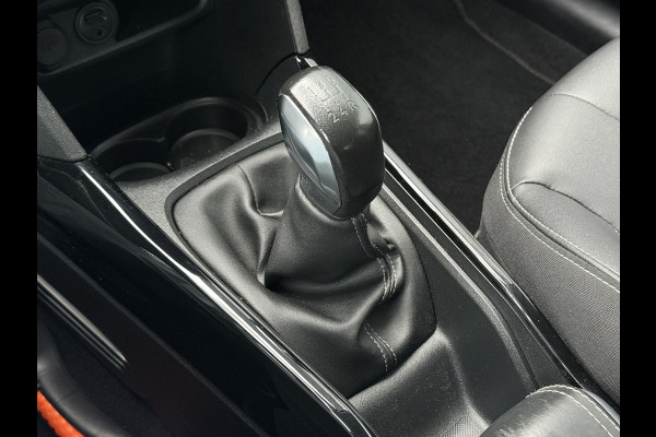 Peugeot 2008 BWJ 2019 | 1.2T 111pk Allure | TREKHAAK | CLIMA | NAVI | PDC | HALF LEER | CARPLAY | CAMERA A |