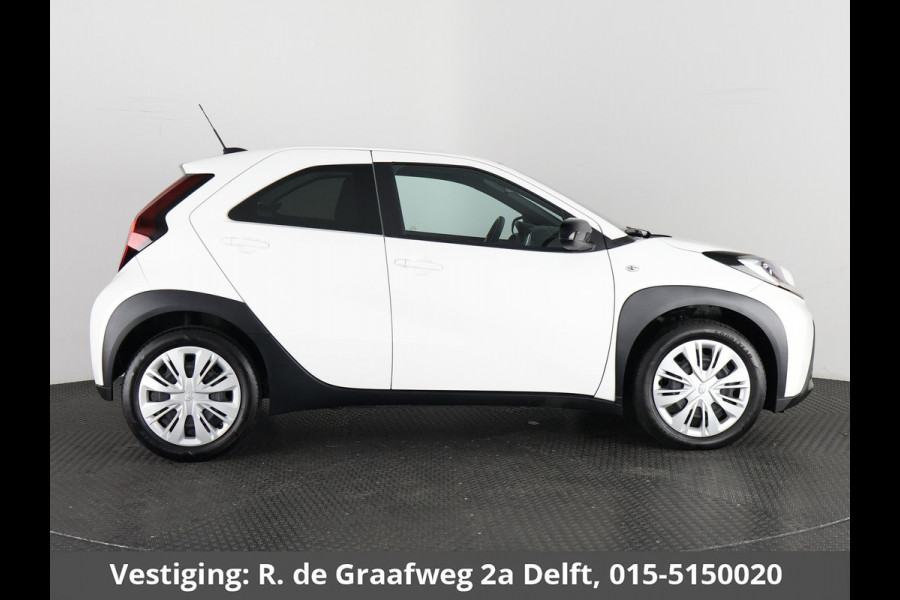 Toyota Aygo X 1.0 VVT-i MT Play Sport | Apple Carplay & Android Auto | Adaptive Cruise Control | Cruise control