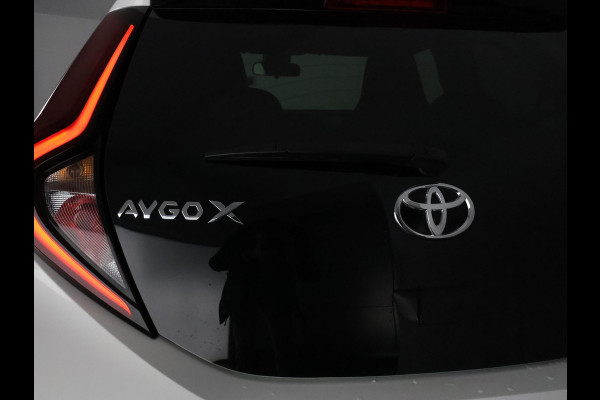 Toyota Aygo X 1.0 VVT-i MT Play Sport | Apple Carplay & Android Auto | Adaptive Cruise Control | Cruise control