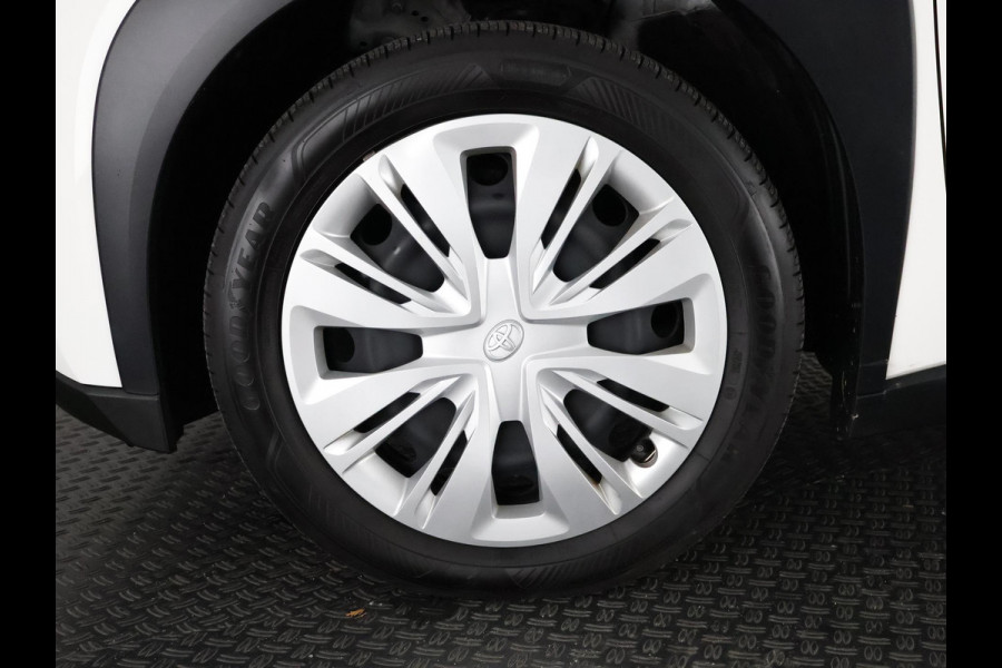 Toyota Aygo X 1.0 VVT-i MT Play Sport | Apple Carplay & Android Auto | Adaptive Cruise Control | Cruise control