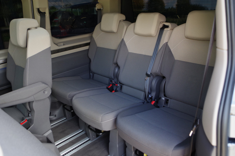 Volkswagen Multivan 1.4 eHybrid 7P L1H1 Energetic 218 PK PHEV, Trekhaak, Panoramadak, 360 Camera, Adap. Cruise Control, 6 x Stoelverwarming