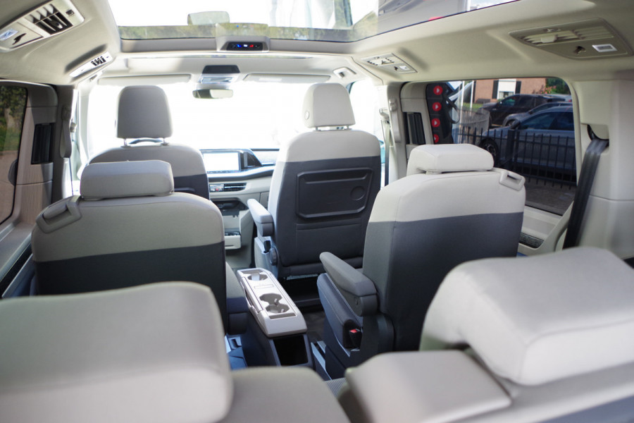 Volkswagen Multivan 1.4 eHybrid 7P L1H1 Energetic 218 PK PHEV, Trekhaak, Panoramadak, 360 Camera, Adap. Cruise Control, 6 x Stoelverwarming