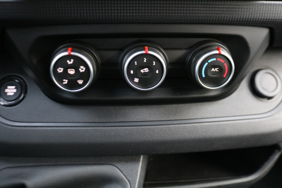 Renault Trafic 2.0 dCi 150pk L2 H1 Work Edition