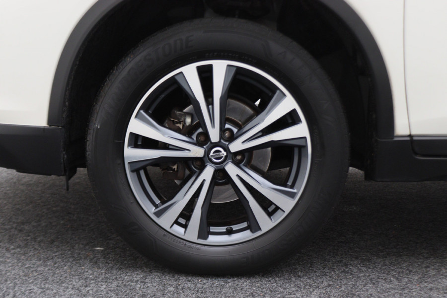 Nissan X-Trail 1.3 DIG-T N-Connecta Automaat Panoramadak, 360° Camera, Navigatie, Trekhaak, Keyless