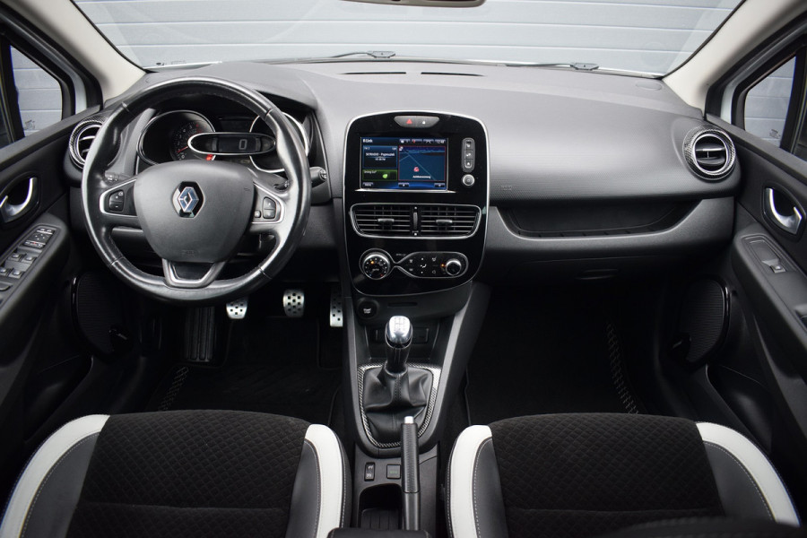 Renault Clio 0.9 TCe Bose | Navi | Camera | LED | 17"