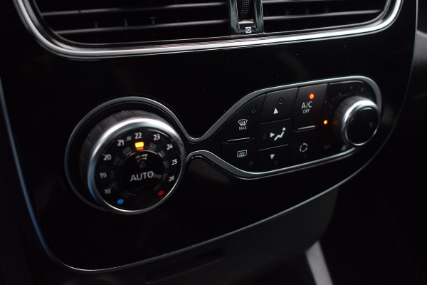 Renault Clio 0.9 TCe Bose | Navi | Camera | LED | 17"