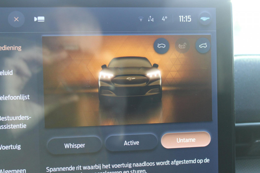 Ford Mustang Mach-E RWD 75 kWh | Trekhaak | Lederen bekleding | Voorruitverwarming | Stoelverwarming | Adaptieve cruise Control | Camera | Electrische achterklep