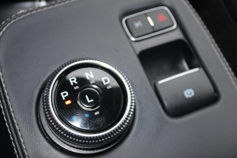 Ford Mustang Mach-E RWD 75 kWh | Trekhaak | Lederen bekleding | Voorruitverwarming | Stoelverwarming | Adaptieve cruise Control | Camera | Electrische achterklep