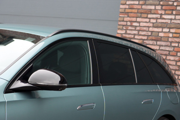 Mercedes-Benz E-Klasse Estate 300 e AMG Line Aut9 | Distronic Pro | Memory | Digital Light | Surround Camera | Keyless Go | Night Pakket | Augmented Reality | Stoelverwarming | Sfeerverlichting | Verwarmd Stuurwiel |