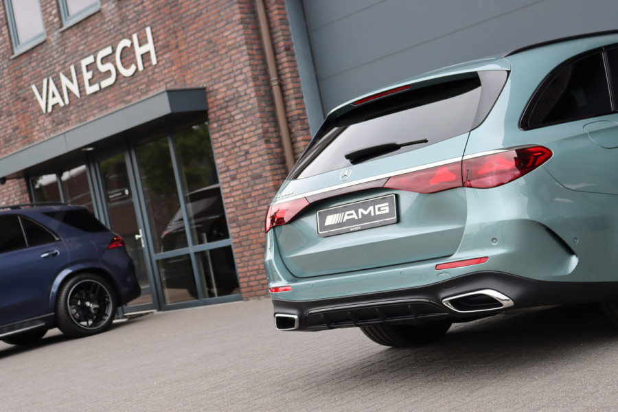 Mercedes-Benz E-Klasse Estate 300 e AMG Line Aut9 | Distronic Pro | Memory | Digital Light | Surround Camera | Keyless Go | Night Pakket | Augmented Reality | Stoelverwarming | Sfeerverlichting | Verwarmd Stuurwiel |