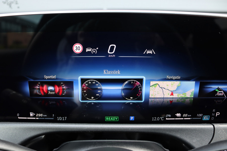 Mercedes-Benz E-Klasse Estate 300 e AMG Line Aut9 | Distronic Pro | Memory | Digital Light | Surround Camera | Keyless Go | Night Pakket | Augmented Reality | Stoelverwarming | Sfeerverlichting | Verwarmd Stuurwiel |