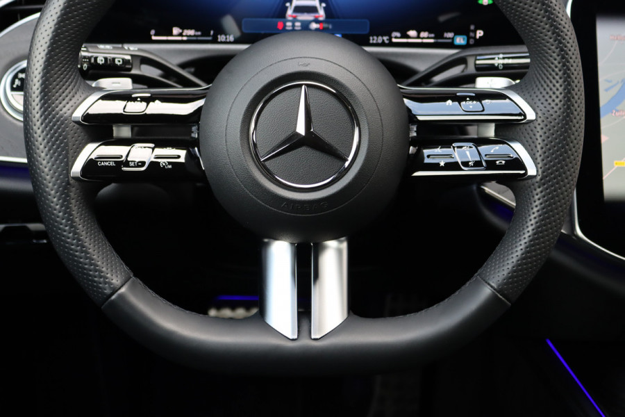 Mercedes-Benz E-Klasse Estate 300 e AMG Line Aut9 | Distronic Pro | Memory | Digital Light | Surround Camera | Keyless Go | Night Pakket | Augmented Reality | Stoelverwarming | Sfeerverlichting | Verwarmd Stuurwiel |