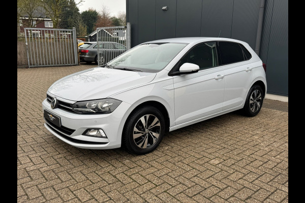 Volkswagen Polo 1.0 TSI Comfortline * Navigatie * Climate Control * Parkeersensoren *