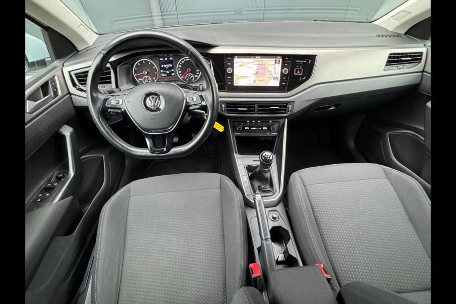 Volkswagen Polo 1.0 TSI Comfortline * Navigatie * Climate Control * Parkeersensoren *