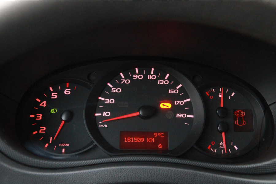 Renault Master T35 2.3 dCi 131PK L2H2 / Trekhaak / Imperiaal / Camera