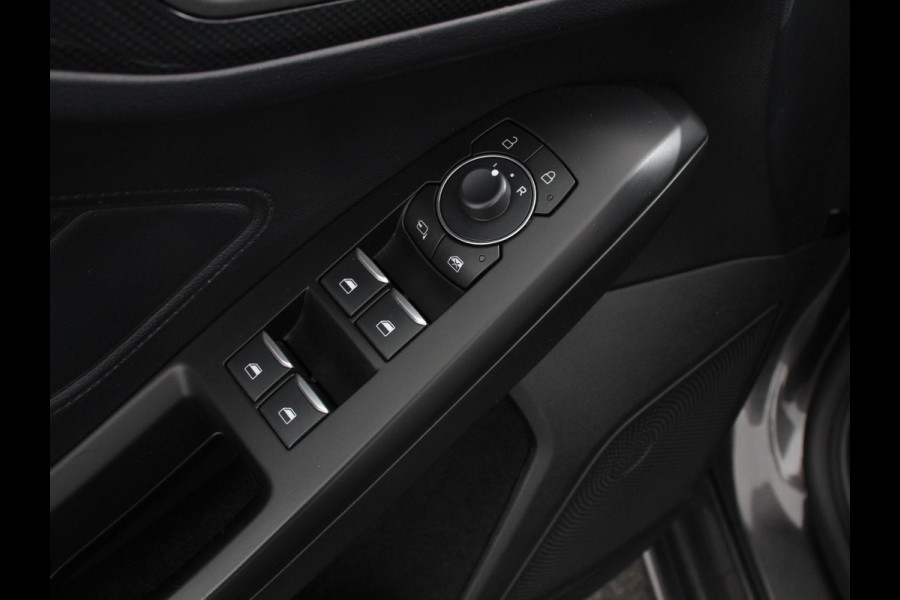 Ford Focus 1.0 Focus 125 PK HB ST-Line Automaat Navigatie Climate control cruise control Carplay LM velgen Parkeersensoren Led Matrix koplampen