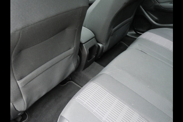 Peugeot 308 SW 1.2 PT EXECUTIVE | PANORAMA | TREKHAAK | CARPLAY | 110 PK | RIEM V.V.!!