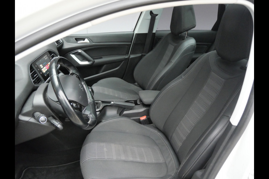 Peugeot 308 SW 1.2 PT EXECUTIVE | PANORAMA | TREKHAAK | CARPLAY | 110 PK | RIEM V.V.!!